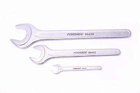 На сайте Трейдимпорт можно недорого купить Ключ рожковый односторонний 32мм Forsage F-89432. 